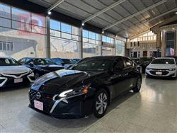 نيسان ألتيما